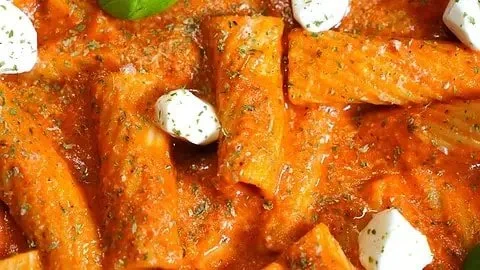 Creamy Rigatoni with Tomato Sauce