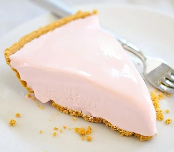 Frozen Pink Lemonade Pie