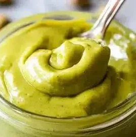 Delicious homemade pistachio cream made with 5 ingredients