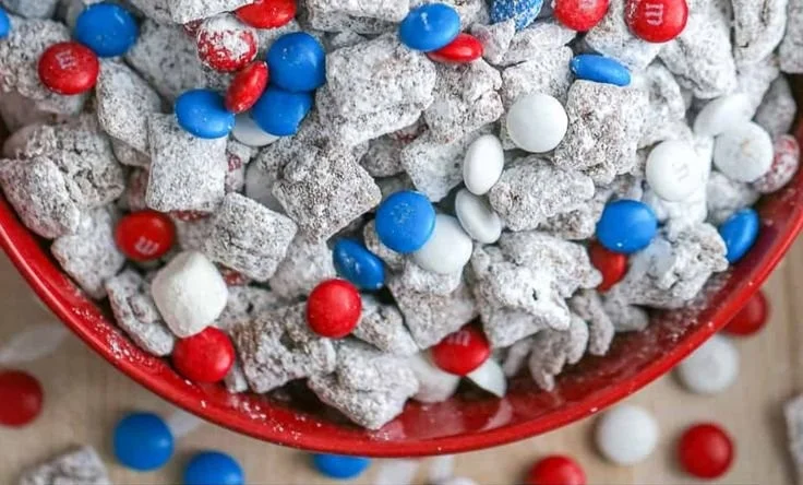 Red White & Blue Puppy Chow
